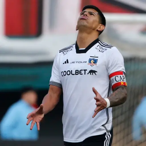 Esteban Pavez, Colo Colo ,Photosport