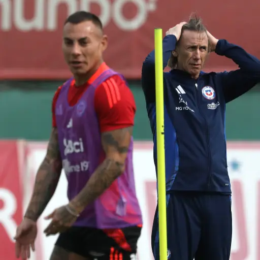 Ricardo Gareca y Eduardo Vargas