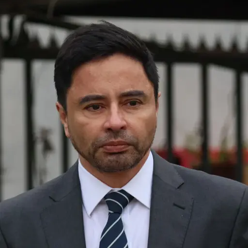 Rodolfo Carter ,Aton