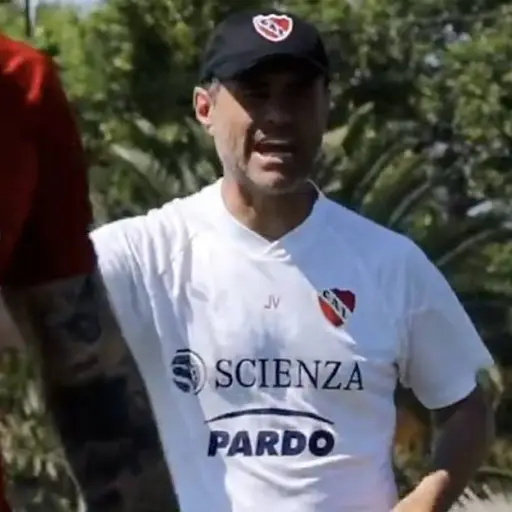 Julio Vaccari, DT de Independiente 