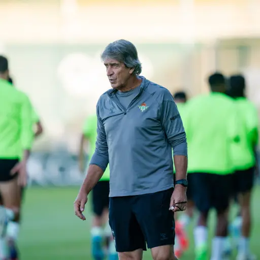 Manuel Pellegrini, Real Betis ,Instagram