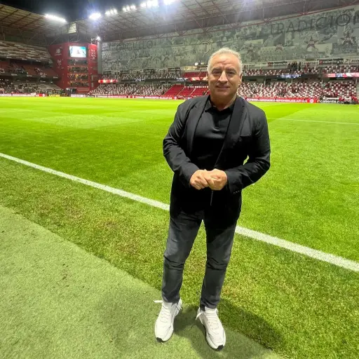 Fabian Estay ,Instagram