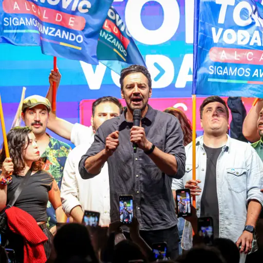 Tomás Vodanovic ,Aton