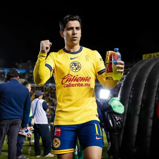 Víctor Dávila ,instagram @victordavila07