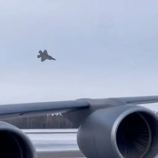 Caza F35 en caída