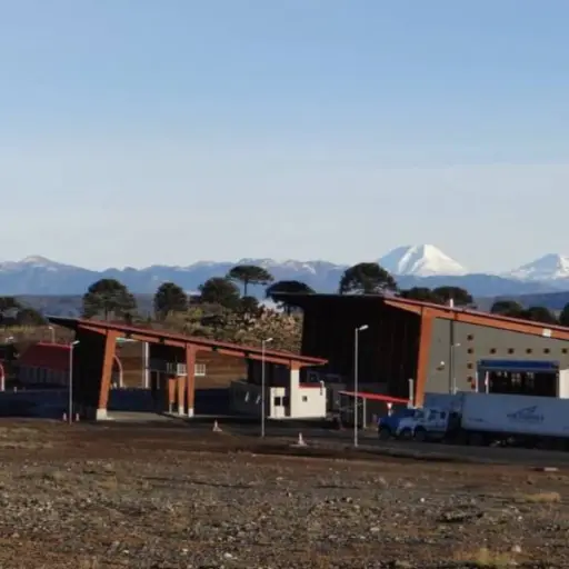 Paso Fronterizo Pino Hachado