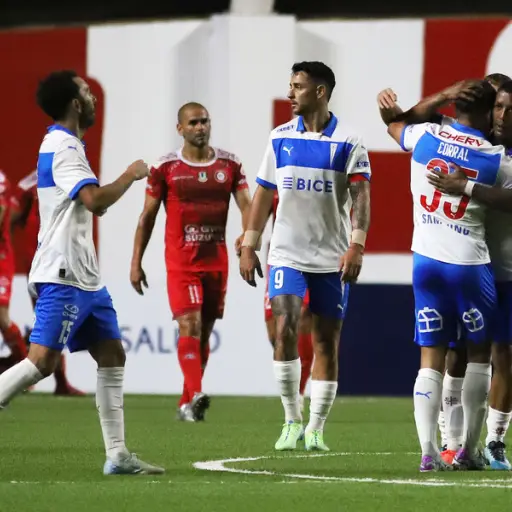 Universidad Católica - La Calera ,Aton Chile