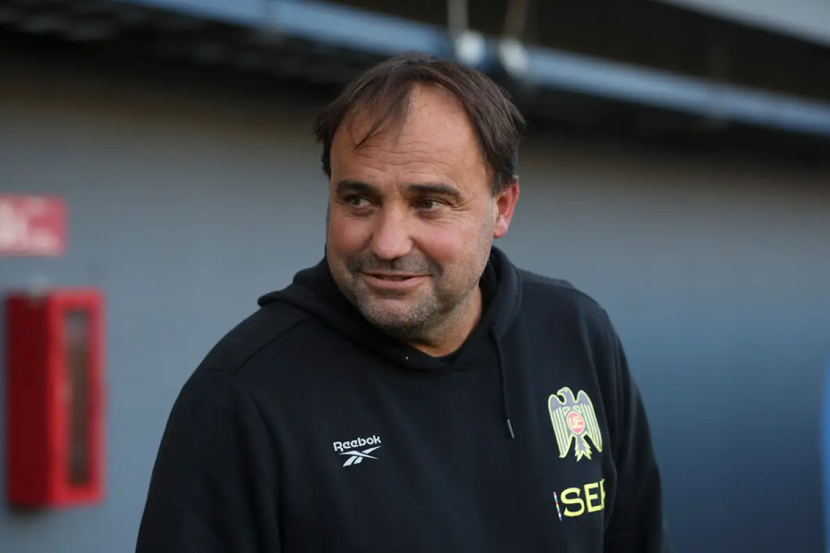José Luis Sierra, U. Española, Photosport