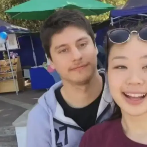 Narumi Kurosaki y Nicolás Zepeda