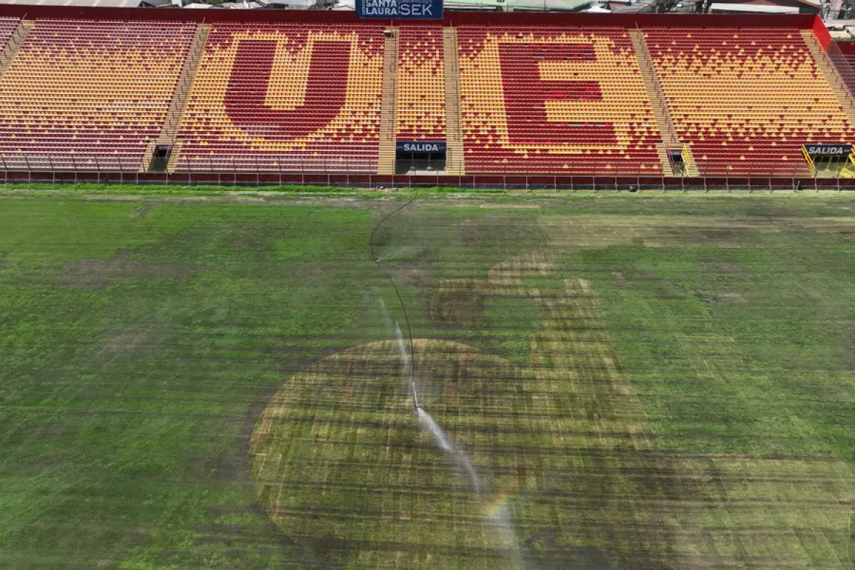 Estadio Santa. Laura