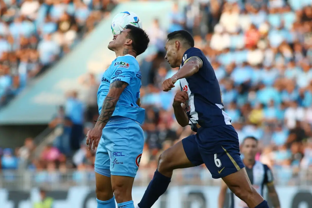 Deportes Iquique y Alianza Lima