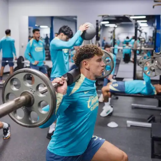 Igor Lichnovsky ,Instagram @igorlichnovsky