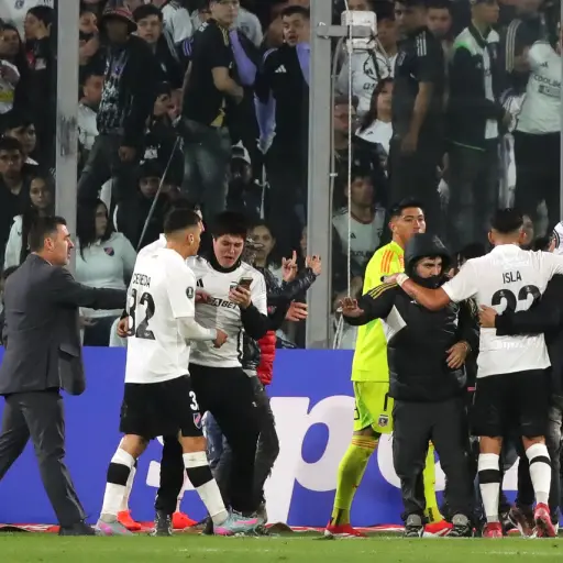 Barra de Colo Colo ,Photosport